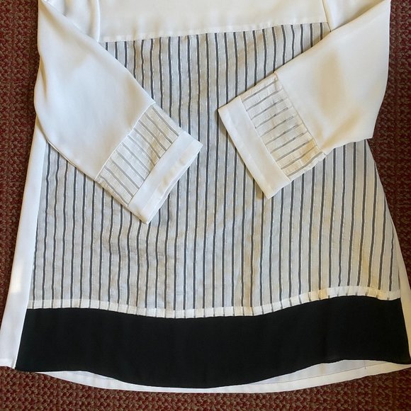 ALFANI Woman's Blouse - Picture 2 of 5